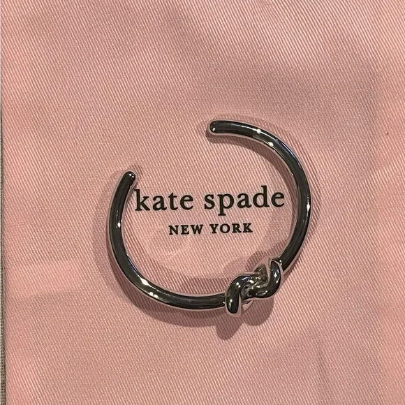 Kate Spade Silver Tone Loves Me Knot Cuff Bracelet NWT and dust bag - Picture 4 of 9